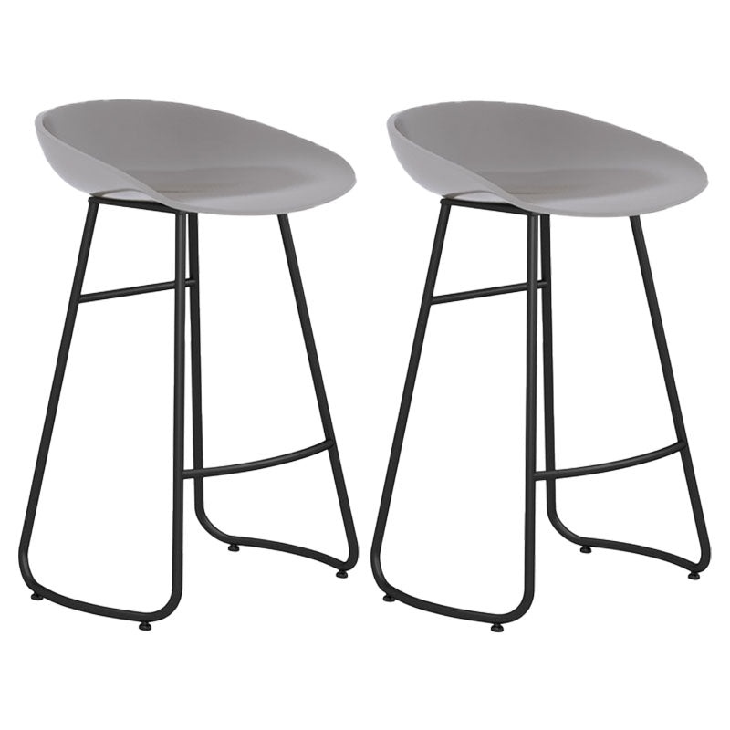 Modern Matte Finish Iron Bar Stool Footrest Milk Tea Shop Stool Grey 2 Piece Set Counter Stool(26"H) Clearhalo 'Bar Furniture' 'Bar Stools' 'bar_stools' 'furn' 'furn_bar_stools' 'Furniture' 'furniture_bar_stools' 'Kitchen & Dining Furniture' 4851459