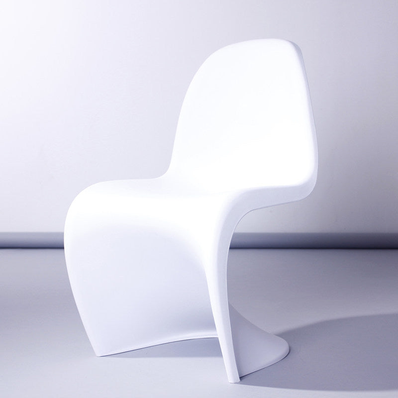 Nordic Style Chair Plastic Home Side Chair for Dining Room 19.6"x22.6"x33.4" White 1 Piece Clearhalo 'Dining Chairs' 'Dining Tables & Seating' 'dining_chair' 'Furniture' 'furniture_dining_chair' 'Kitchen & Dining Furniture' 4854810