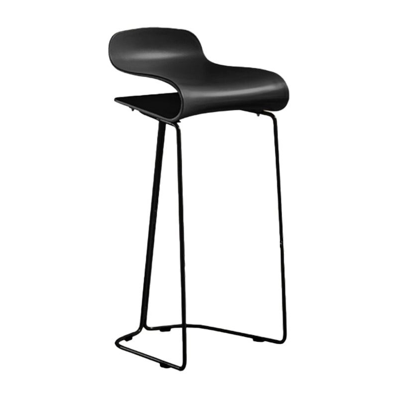 Scandinavian Restaurant Footrest Stool Matte Finish Plastic Bar Stool Black 1 Piece Short Stool(22"H) Clearhalo 'Bar Furniture' 'Bar Stools' 'bar_stools' 'furn' 'furn_bar_stools' 'Furniture' 'furniture_bar_stools' 'Kitchen & Dining Furniture' 4862586