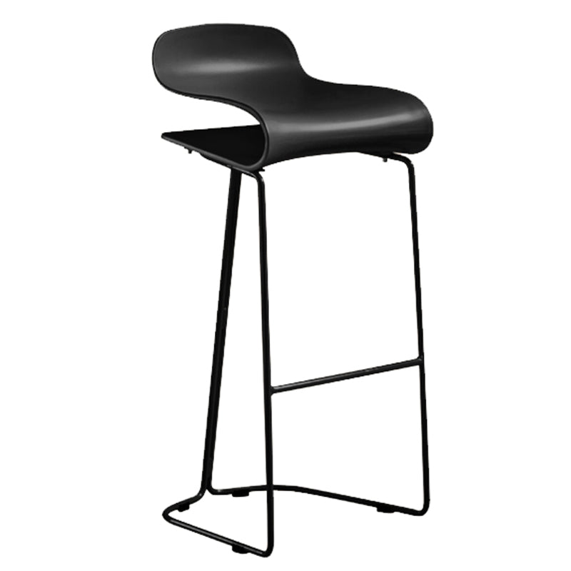 Scandinavian Restaurant Footrest Stool Matte Finish Plastic Bar Stool Black 1 Piece Bar Stool(30"H) Clearhalo 'Bar Furniture' 'Bar Stools' 'bar_stools' 'furn' 'furn_bar_stools' 'Furniture' 'furniture_bar_stools' 'Kitchen & Dining Furniture' 4862589