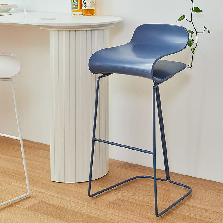 Scandinavian Restaurant Footrest Stool Matte Finish Plastic Bar Stool Clearhalo 'Bar Furniture' 'Bar Stools' 'bar_stools' 'furn' 'furn_bar_stools' 'Furniture' 'furniture_bar_stools' 'Kitchen & Dining Furniture' 4862610
