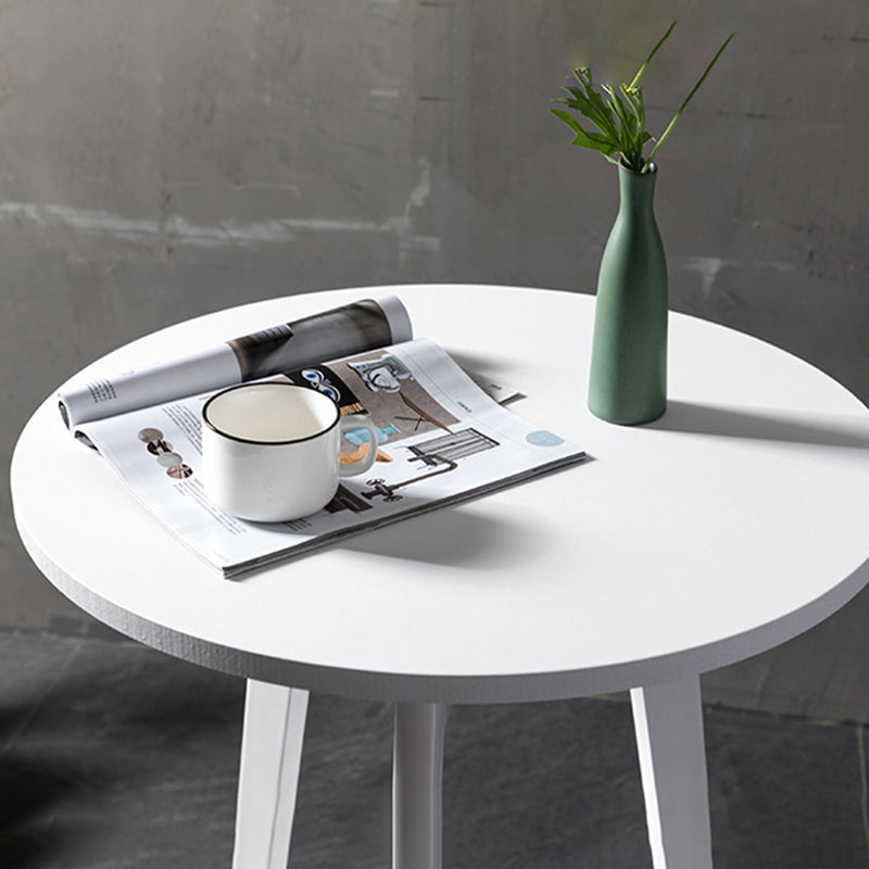 Simple Style Round Bar Table Wood Top Pub Table for Coffee Shop Clearhalo 'Bar Furniture' 'Bar Tables' 'bar_tables' 'furn' 'furn_bar_tables' 'Furniture' 'furniture_bar_tables' 'Kitchen & Dining Furniture' 4874912
