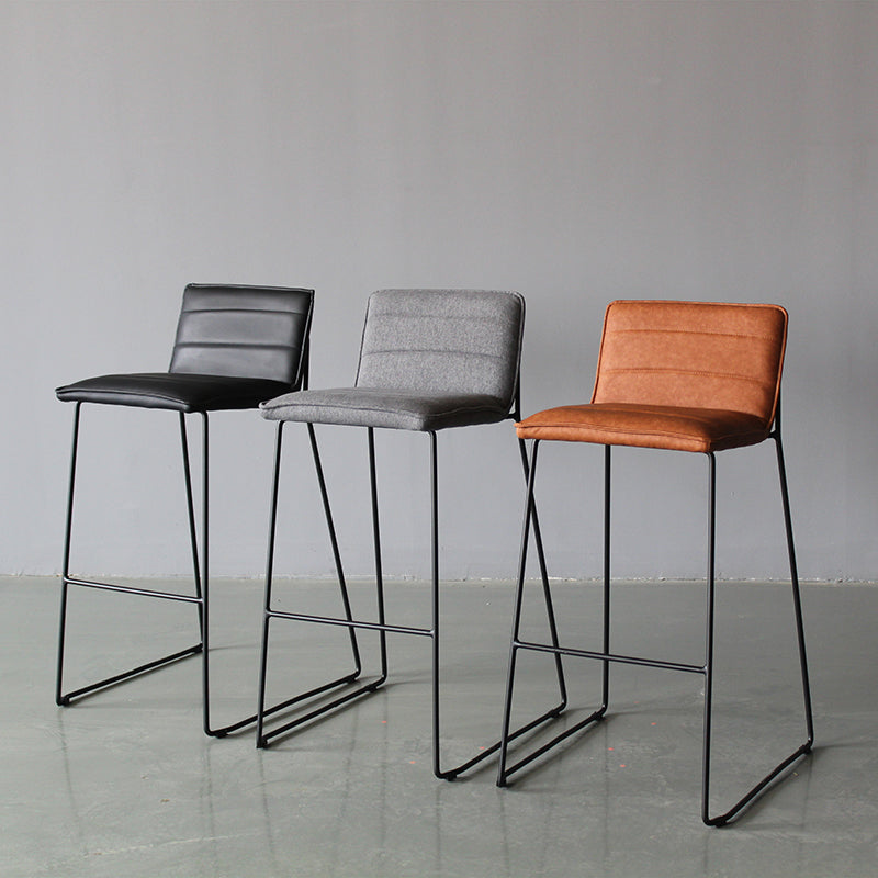 Modern Low Back Restaurant Stool Matte Finish Leather Barstool Clearhalo 'Bar Furniture' 'Bar Stools' 'bar_stools' 'furn' 'furn_bar_stools' 'Furniture' 'furniture_bar_stools' 'Kitchen & Dining Furniture' 4875302