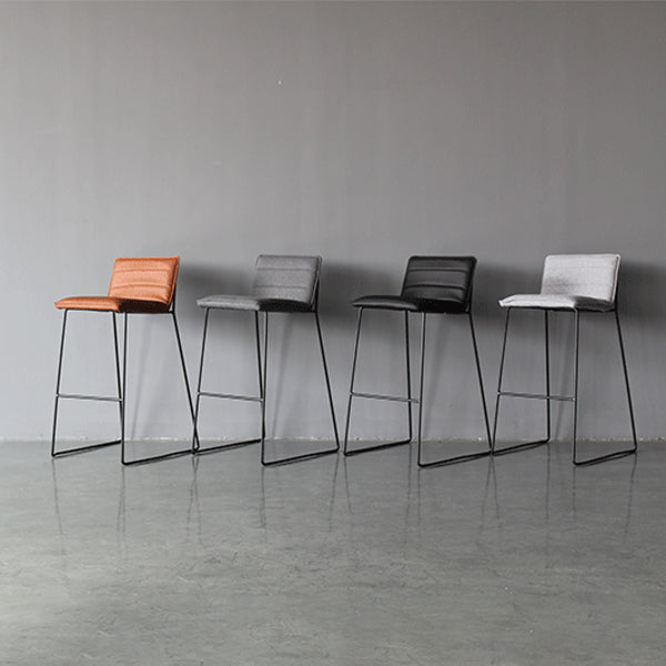 Modern Low Back Restaurant Stool Matte Finish Leather Barstool Clearhalo 'Bar Furniture' 'Bar Stools' 'bar_stools' 'furn' 'furn_bar_stools' 'Furniture' 'furniture_bar_stools' 'Kitchen & Dining Furniture' 4875317