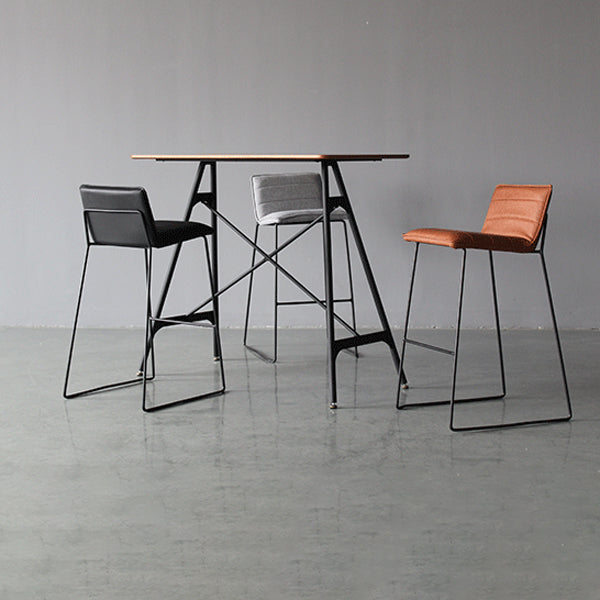 Modern Low Back Restaurant Stool Matte Finish Leather Barstool Clearhalo 'Bar Furniture' 'Bar Stools' 'bar_stools' 'furn' 'furn_bar_stools' 'Furniture' 'furniture_bar_stools' 'Kitchen & Dining Furniture' 4875318