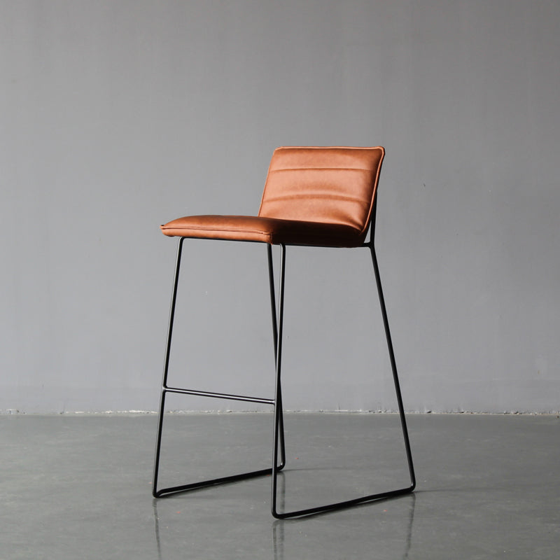 Modern Low Back Restaurant Stool Matte Finish Leather Barstool Clearhalo 'Bar Furniture' 'Bar Stools' 'bar_stools' 'furn' 'furn_bar_stools' 'Furniture' 'furniture_bar_stools' 'Kitchen & Dining Furniture' 4875320