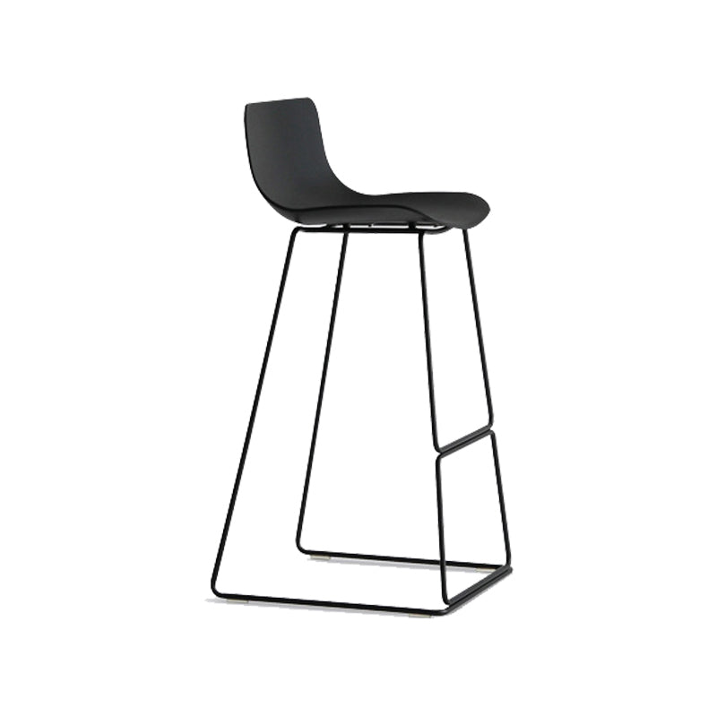 Modern Coffee Shop Armless Stool Matte Finish Plastic Barstool Black 1 Piece Counter Stool(26"H) Clearhalo 'Bar Furniture' 'Bar Stools' 'bar_stools' 'furn' 'furn_bar_stools' 'Furniture' 'furniture_bar_stools' 'Kitchen & Dining Furniture' 4875603