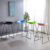 Scandinavian Coffee Shop Footrest Stool Matte Finish Plastic Bar Stool Clearhalo 'Bar Furniture' 'Bar Stools' 'bar_stools' 'Furniture' 'furniture_bar_stools' 'Kitchen & Dining Furniture' 4889309