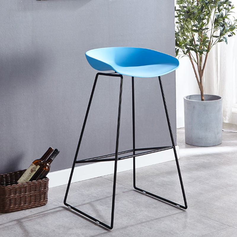 Scandinavian Coffee Shop Footrest Stool Matte Finish Plastic Bar Stool Blue 1 Piece Clearhalo 'Bar Furniture' 'Bar Stools' 'bar_stools' 'Furniture' 'furniture_bar_stools' 'Kitchen & Dining Furniture' 4889316