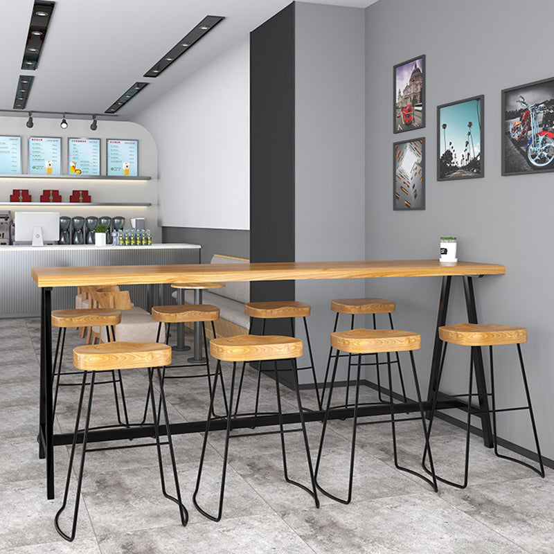 Pine Wood Bar Dining Table Rectangle Industrial Bar Table with Black Trestle Base Clearhalo 'Bar Furniture' 'Bar Tables' 'bar_tables' 'furn' 'furn_bar_tables' 'Furniture' 'furniture_bar_tables' 'Kitchen & Dining Furniture' 4899049