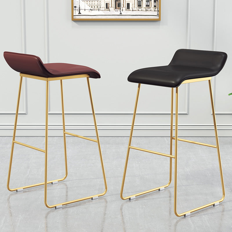 Modern Armless Backrest Counter Stool Steel Cafe Bar Stool with Pedal and Acrylic Seat Clearhalo 'Bar Furniture' 'Bar Stools' 'bar_stools' 'furn' 'furn_bar_stools' 'Furniture' 'furniture_bar_stools' 'Kitchen & Dining Furniture' 4899473