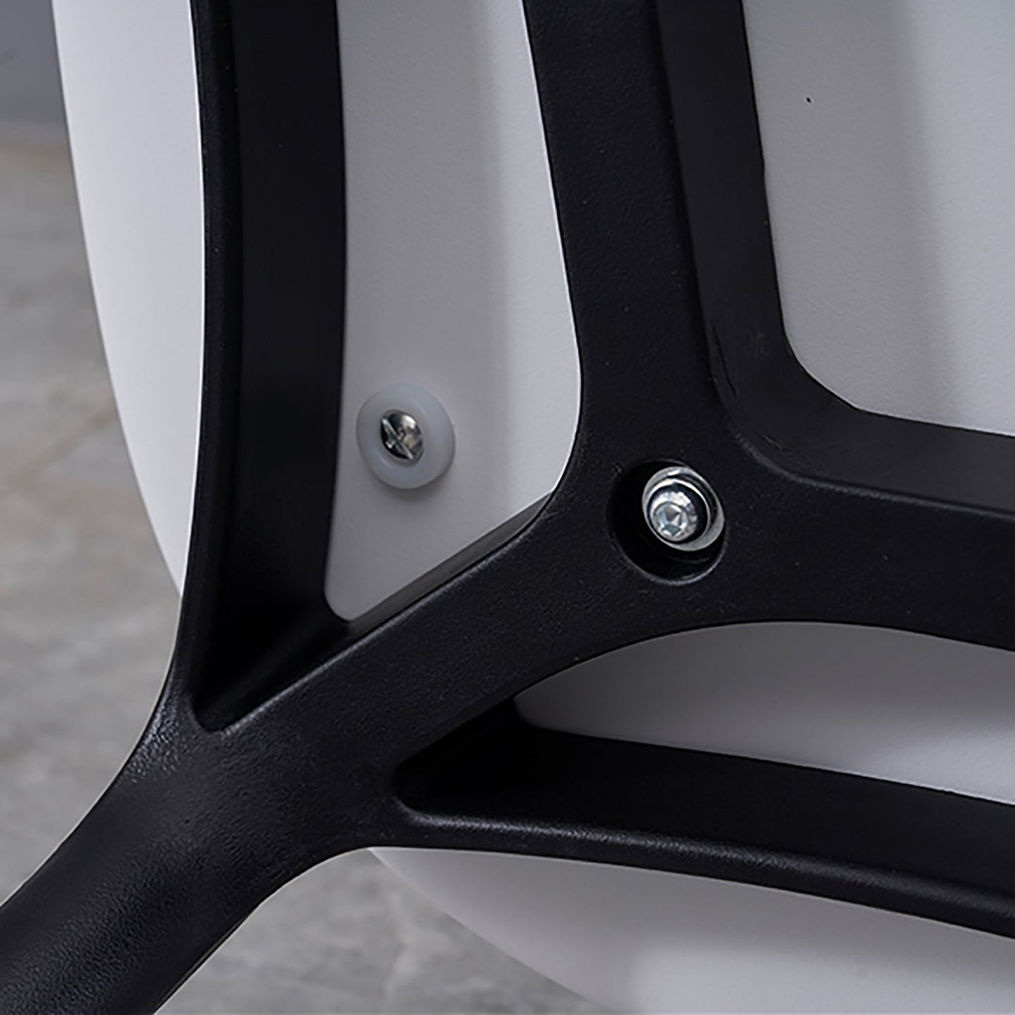 Modern Style Chair Dining Arm Chair for Kitchen with Plastic Legs Clearhalo 'Dining Chairs' 'Dining Tables & Seating' 'dining_chair' 'furn' 'furn_dining_chair' 'Furniture' 'furniture_dining_chair' 'Kitchen & Dining Furniture' 4901020