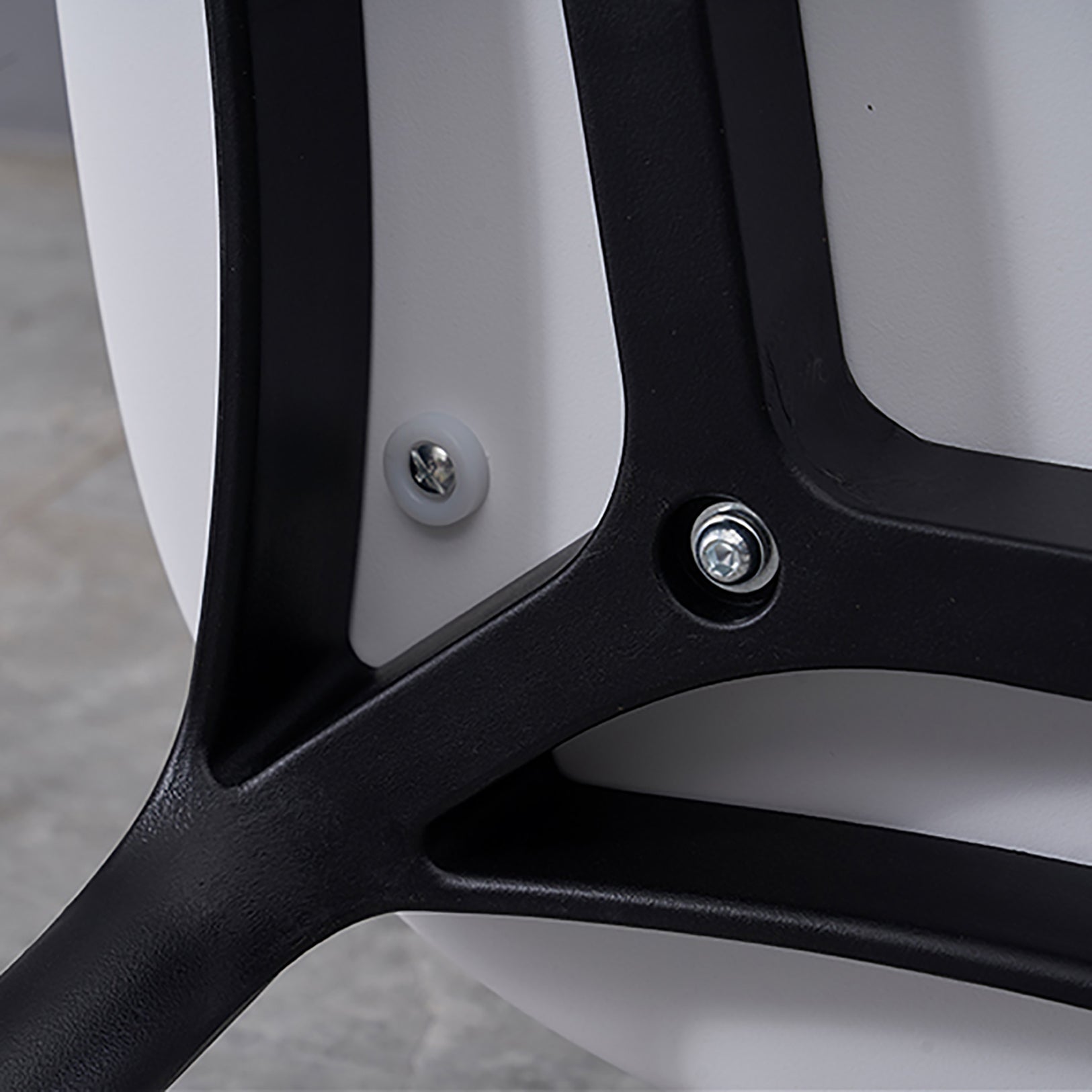 Modern Style Chair Dining Arm Chair for Kitchen with Plastic Legs Clearhalo 'Dining Chairs' 'Dining Tables & Seating' 'dining_chair' 'furn' 'furn_dining_chair' 'Furniture' 'furniture_dining_chair' 'Kitchen & Dining Furniture' 4901020