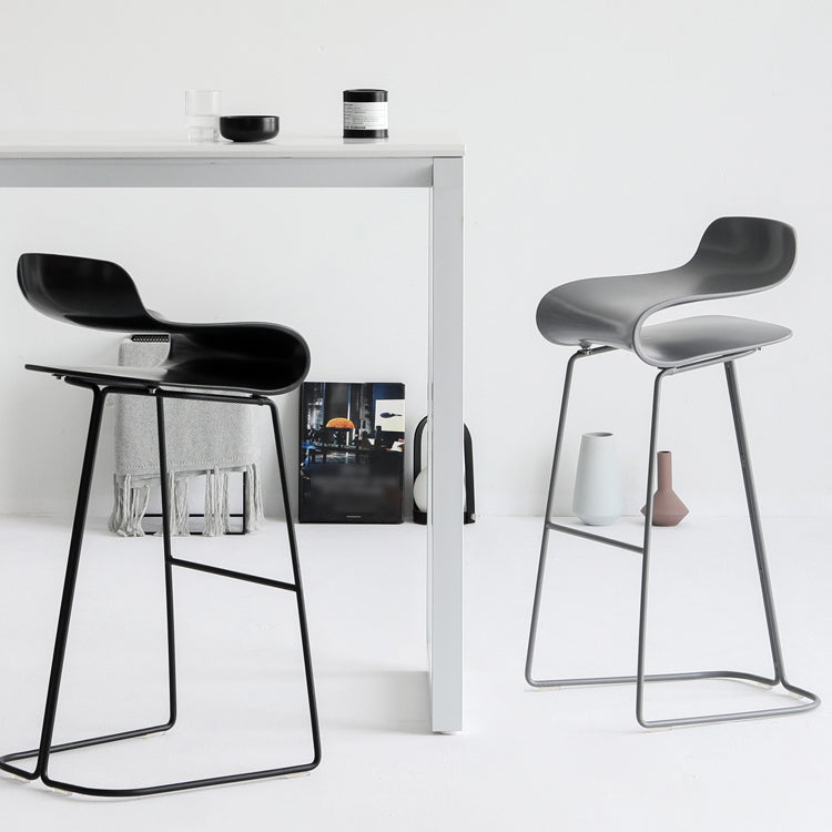 Scandinavian Matte Finish Plastic Barstool Footrest Coffee Shop Stool Clearhalo 'Bar Furniture' 'Bar Stools' 'bar_stools' 'Furniture' 'furniture_bar_stools' 'Kitchen & Dining Furniture' 4910527