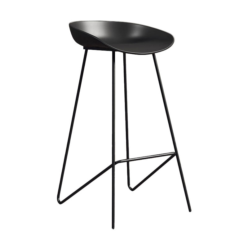 Contemporary Restaurant Footrest Barstool Matte Finish Plastic Stool Black 1 Piece Clearhalo 'Bar Furniture' 'Bar Stools' 'bar_stools' 'furn' 'furn_bar_stools' 'Furniture' 'furniture_bar_stools' 'Kitchen & Dining Furniture' 4910937