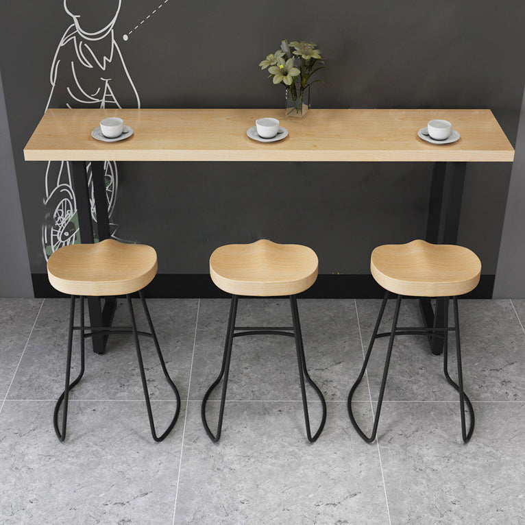Solid Wood Bar Dining Table Industrial Bar Table with Sled Base in Black Clearhalo 'Bar Furniture' 'Bar Tables' 'bar_tables' 'furn' 'furn_bar_tables' 'Furniture' 'furniture_bar_tables' 'Kitchen & Dining Furniture' 4939409
