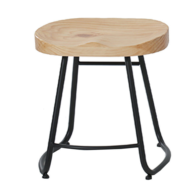 Modern Armless Backless Counter Stool Iron Cafe Bar Stool with Wooden Seat and Pedal Black 1 Piece Short Stool(18"H) Clearhalo 'Bar Furniture' 'Bar Stools' 'bar_stools' 'furn' 'furn_bar_stools' 'Furniture' 'furniture_bar_stools' 'Kitchen & Dining Furniture' 4939747