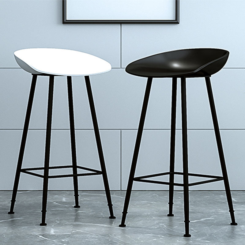 Contemporary Matte Finish Metal Barstool Home Footrest Stool Clearhalo 'Bar Furniture' 'Bar Stools' 'bar_stools' 'furn' 'furn_bar_stools' 'Furniture' 'furniture_bar_stools' 'Kitchen & Dining Furniture' 4940080