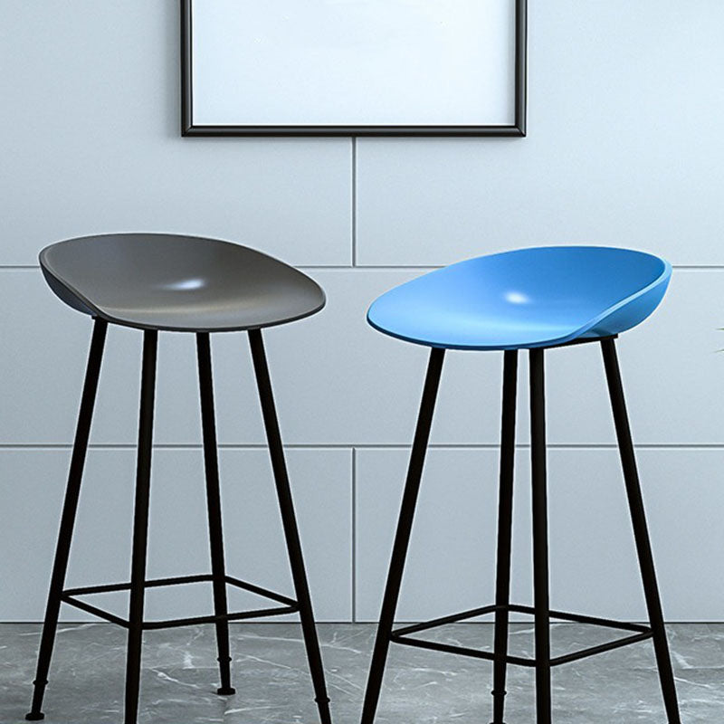 Contemporary Matte Finish Metal Barstool Home Footrest Stool Clearhalo 'Bar Furniture' 'Bar Stools' 'bar_stools' 'furn' 'furn_bar_stools' 'Furniture' 'furniture_bar_stools' 'Kitchen & Dining Furniture' 4940097