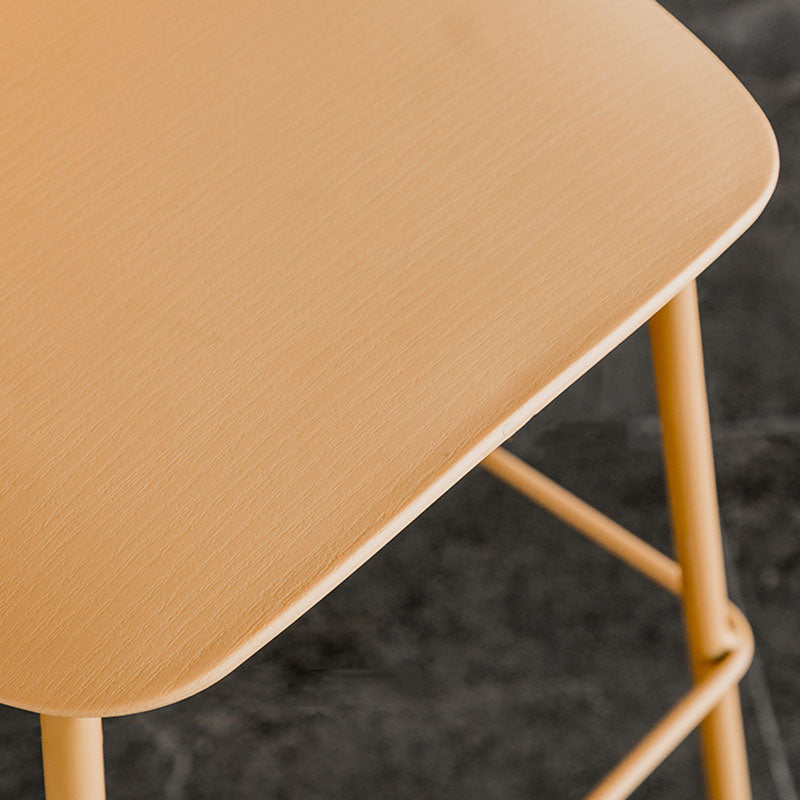 Scandinavian Footrest Metal Barstool Matte Finish Coffee Shop Stool Clearhalo 'Bar Furniture' 'Bar Stools' 'bar_stools' 'furn' 'furn_bar_stools' 'Furniture' 'furniture_bar_stools' 'Kitchen & Dining Furniture' 4940123