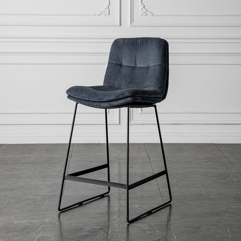 Scandinavian Low Back Home Stool Matte Finish Upholstered Barstool Navy Blue 1 Piece Counter Stool(26"H) Clearhalo 'Bar Furniture' 'Bar Stools' 'bar_stools' 'furn' 'furn_bar_stools' 'Furniture' 'furniture_bar_stools' 'Kitchen & Dining Furniture' 4940674