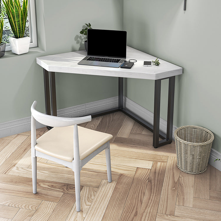 Modern Style Office Desk Solid Wood Home Use Desk with Metal Legs Triangle White Clearhalo 'Furniture' 'furniture_office_desk' 'Office Desks' 'Office Furniture' 'office_desk' 4950635