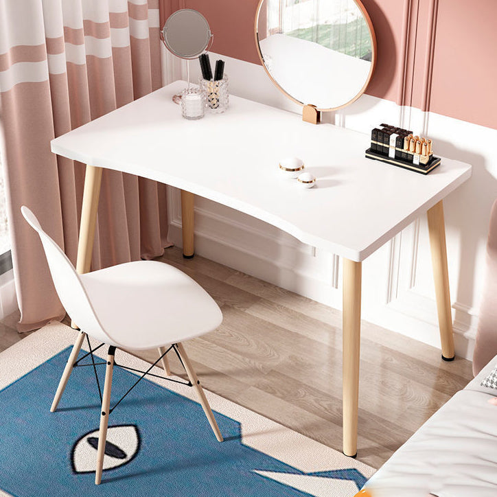 Free Form Contemporary Writing Desk Manufactured Wood Parsons Base Desk Clearhalo 'Furniture' 'furniture_office_desk' 'Office Desks' 'Office Furniture' 'office_desk' 4950912