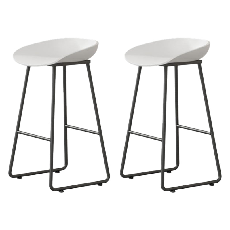 Modern Milk Tea Shop Footrest Barstool Matte Finish Plastic Stool White 2 Piece Set Counter Stool(26"H) Clearhalo 'Bar Furniture' 'Bar Stools' 'bar_stools' 'furn' 'furn_bar_stools' 'Furniture' 'furniture_bar_stools' 'Kitchen & Dining Furniture' 4953158