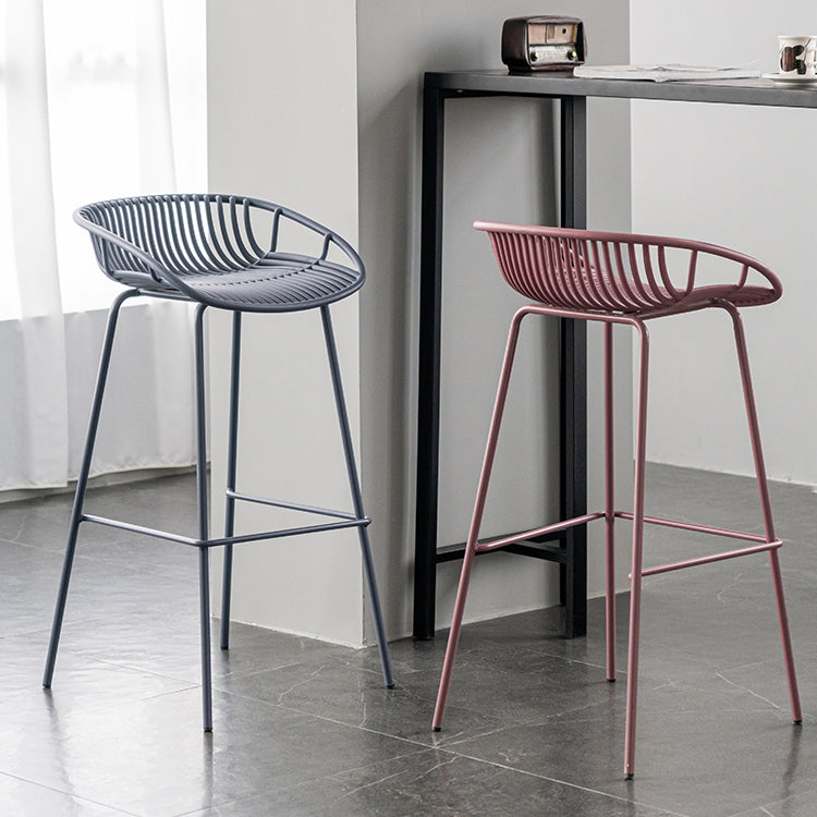 Contemporary Footrest Metal Barstool Matte Finish Restaurant Stool Clearhalo 'Bar Furniture' 'Bar Stools' 'bar_stools' 'furn' 'furn_bar_stools' 'Furniture' 'furniture_bar_stools' 'Kitchen & Dining Furniture' 4953309