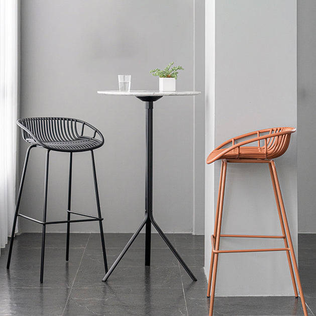 Contemporary Footrest Metal Barstool Matte Finish Restaurant Stool Clearhalo 'Bar Furniture' 'Bar Stools' 'bar_stools' 'furn' 'furn_bar_stools' 'Furniture' 'furniture_bar_stools' 'Kitchen & Dining Furniture' 4953310