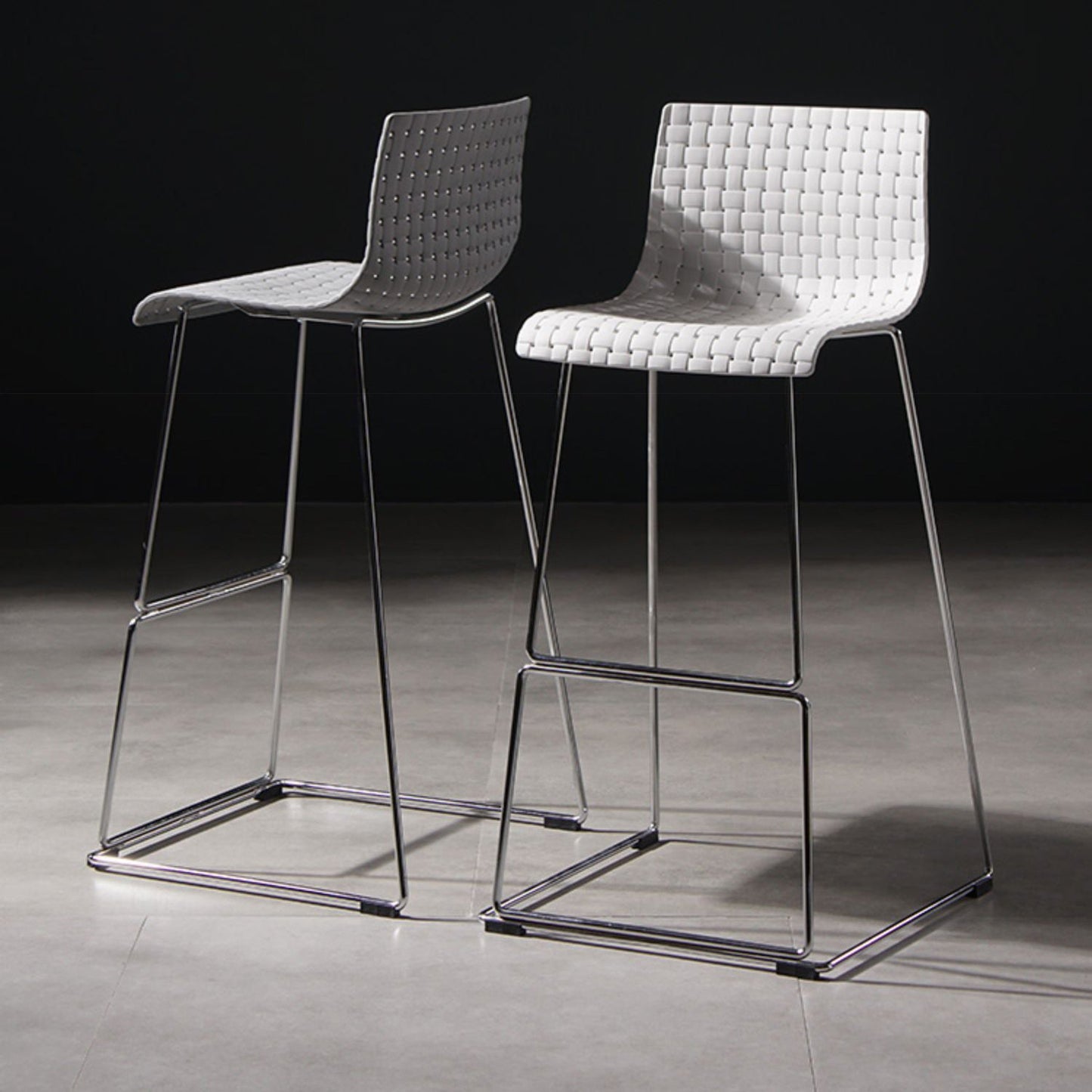 Modern Bar-stool Plastic Counter Bar Stool with Metal Legs for Kitchen Clearhalo 'Bar Furniture' 'Bar Stools' 'bar_stools' 'Furniture' 'furniture_bar_stools' 'Kitchen & Dining Furniture' 4953658