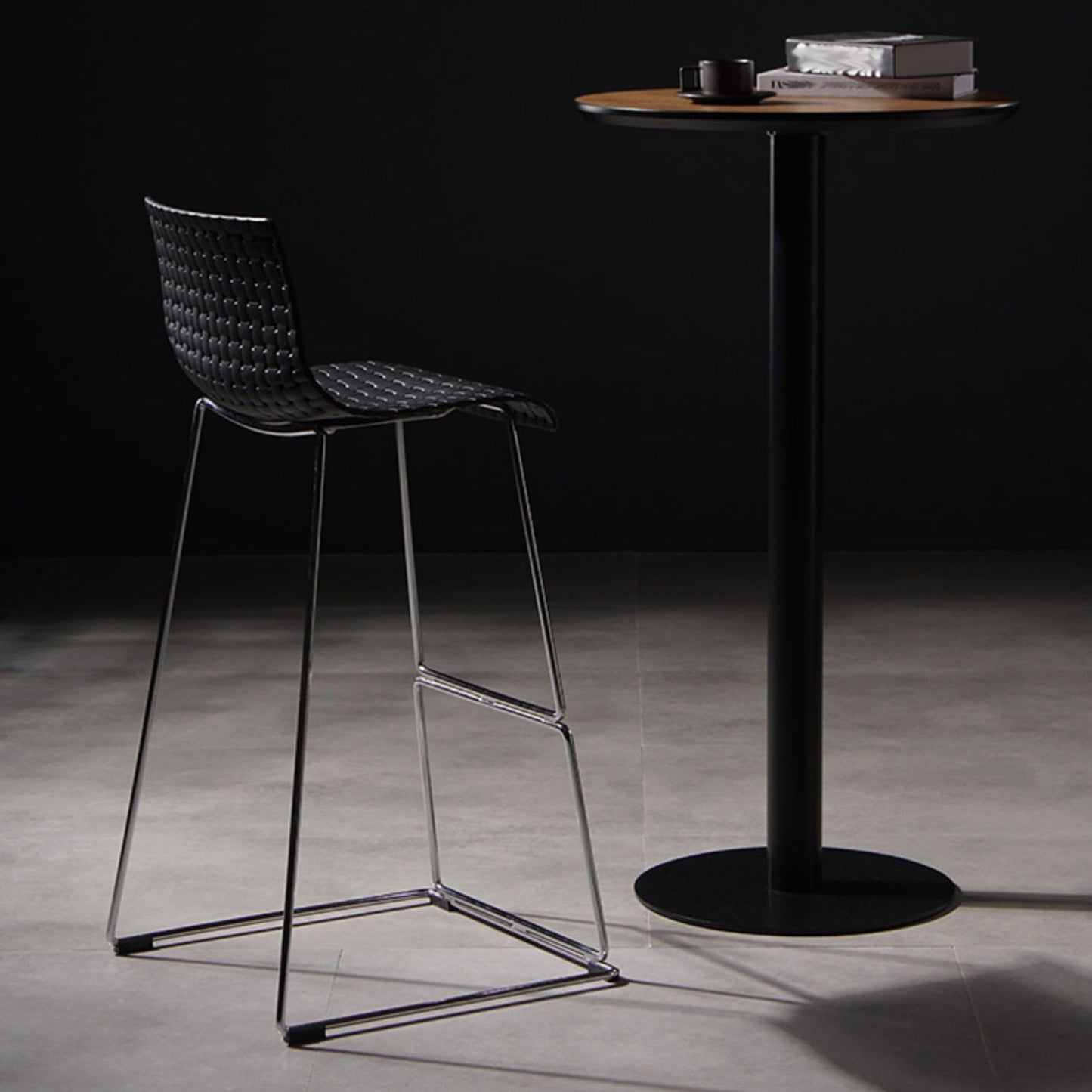 Modern Bar-stool Plastic Counter Bar Stool with Metal Legs for Kitchen Clearhalo 'Bar Furniture' 'Bar Stools' 'bar_stools' 'Furniture' 'furniture_bar_stools' 'Kitchen & Dining Furniture' 4953659