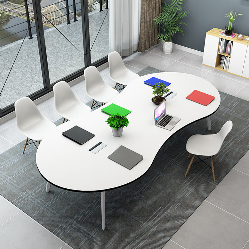 Wooden Office Writing Desk Modern Style Parsons Base Office Desk White Clearhalo 'furn' 'furn_office_desk' 'Furniture' 'furniture_office_desk' 'Office Desks' 'Office Furniture' 'office_desk' 4960625