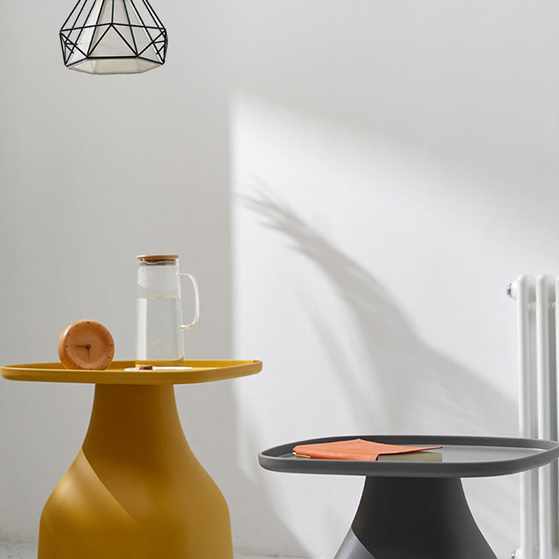 1 Single Modern Plastic Round Coffee Table Pedestal Cocktail Table Clearhalo 'Coffee & Accent Tables' 'Coffee Tables' 'coffee_tables' 'furn' 'furn_coffee_tables' 'Furniture' 'furniture_coffee_tables' 'Living Room Furniture' 4971274