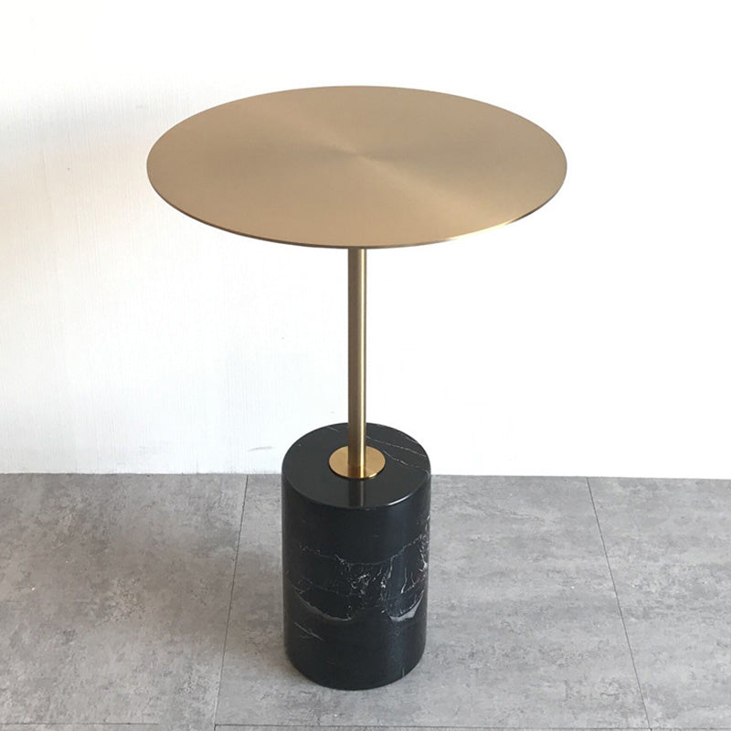 Round Pedestal Side Table Contemporary Mental Top End Table for Living Room Black Brown Clearhalo 'Coffee & Accent Tables' 'End & Side Tables' 'end_side_table' 'end_side_tables' 'furn' 'furn_end_side_tables' 'Furniture' 'furniture_end_side_table' 'Living Room Furniture' 4972446