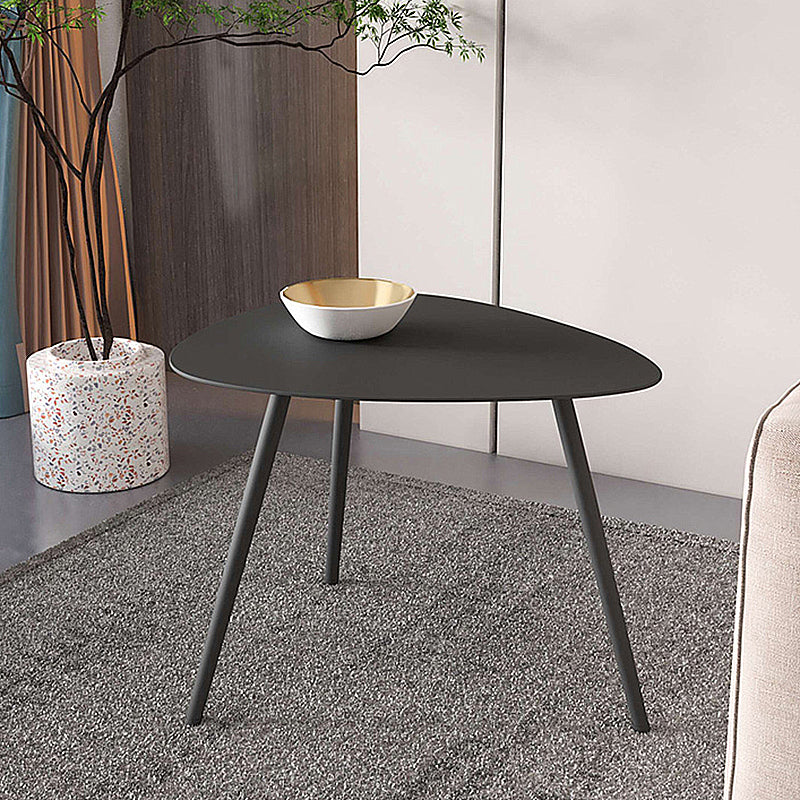 3 Legs Base Metal Black/white Base White/black Free Shape Coffee Table Clearhalo 'Coffee & Accent Tables' 'Coffee Tables' 'coffee_tables' 'furn' 'furn_coffee_tables' 'Furniture' 'furniture_coffee_tables' 'Living Room Furniture' 4973013