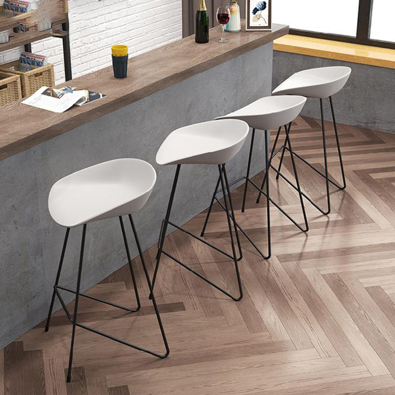 Nordic Armless Backrest Counter Stool Iron Kitchen Bar Stool with Acrylic Seat Clearhalo 'Bar Furniture' 'Bar Stools' 'bar_stools' 'furn' 'furn_bar_stools' 'Furniture' 'furniture_bar_stools' 'Kitchen & Dining Furniture' 4976881