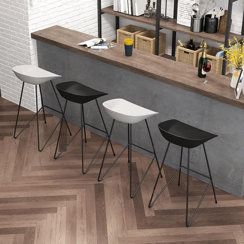 Nordic Armless Backrest Counter Stool Iron Kitchen Bar Stool with Acrylic Seat Clearhalo 'Bar Furniture' 'Bar Stools' 'bar_stools' 'furn' 'furn_bar_stools' 'Furniture' 'furniture_bar_stools' 'Kitchen & Dining Furniture' 4976883