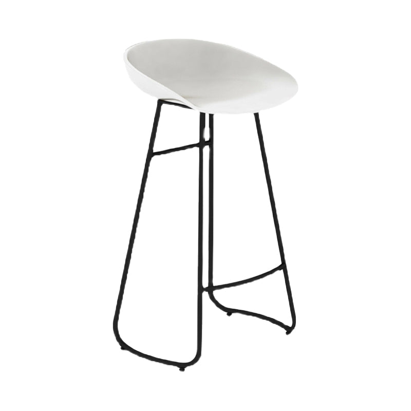 Modern Milk Tea Shop Low Back Stool Matte Finish Plastic Barstool White 1 Piece Clearhalo 'Bar Furniture' 'Bar Stools' 'bar_stools' 'Furniture' 'furniture_bar_stools' 'Kitchen & Dining Furniture' 4976943
