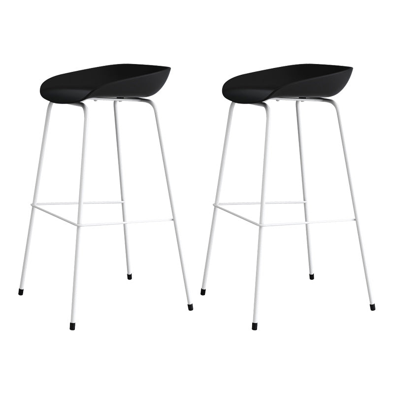 Contemporary Style Bar-stool Plastic Counter Bar Stool with Metal Legs for Kitchen Black White 2 Piece Set Clearhalo 'Bar Furniture' 'Bar Stools' 'bar_stools' 'furn' 'furn_bar_stools' 'Furniture' 'furniture_bar_stools' 'Kitchen & Dining Furniture' 4984157