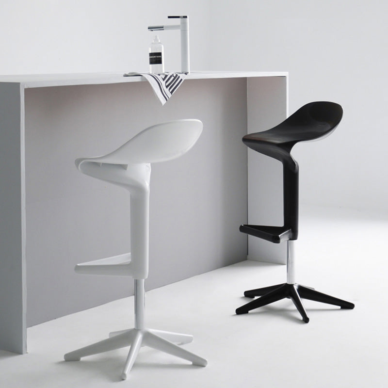 Industrial Bar-stool Adjustable Leather Counter Bar Stool with Metal Legs Clearhalo 'Bar Furniture' 'Bar Stools' 'bar_stools' 'furn' 'furn_bar_stools' 'Furniture' 'furniture_bar_stools' 'Kitchen & Dining Furniture' 4984187