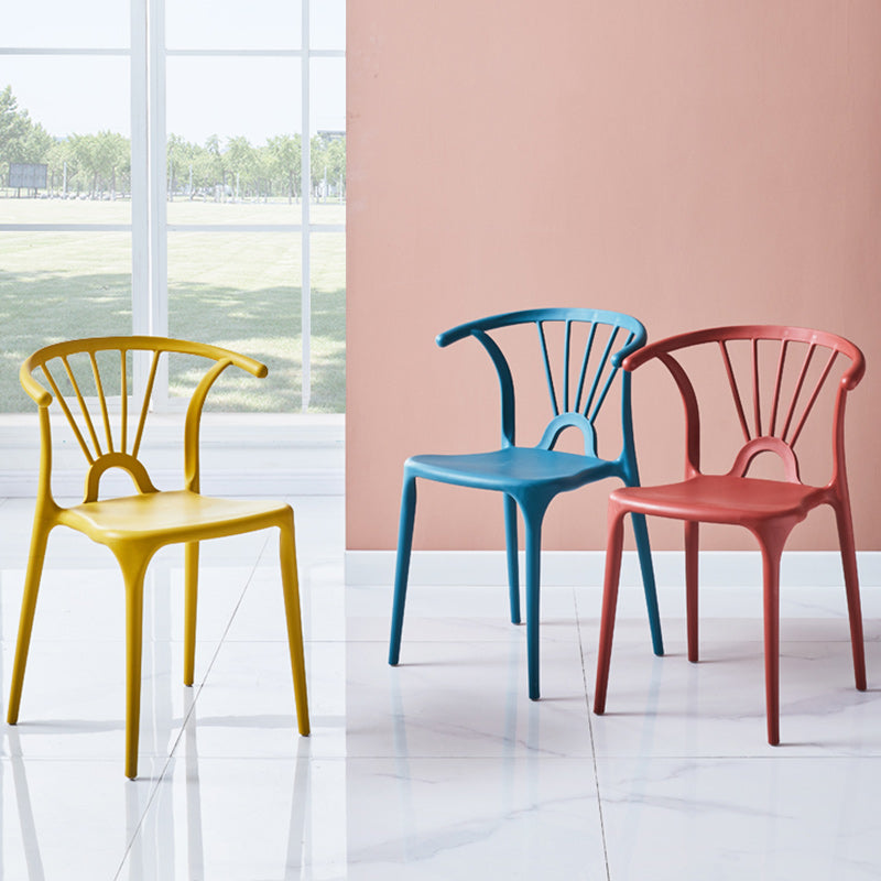 Scandinavian Plastic Indoor-Outdoor Chair Windsor Back Side Chair Clearhalo 'Dining Chairs' 'Dining Tables & Seating' 'dining_chair' 'furn' 'furn_dining_chair' 'Furniture' 'furniture_dining_chair' 'Kitchen & Dining Furniture' 5004695