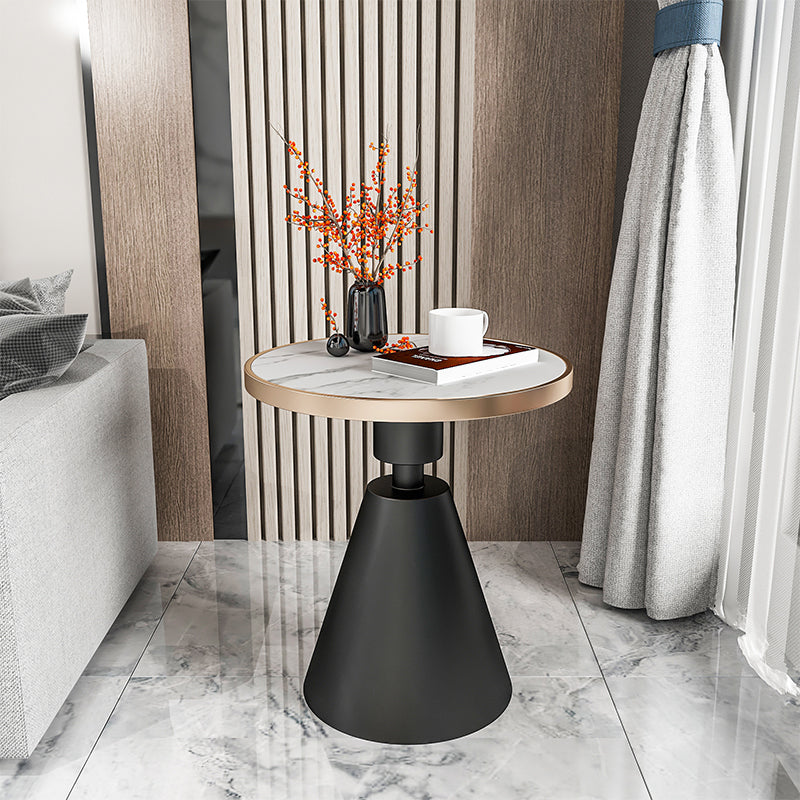 Glam Round Modern Block Side Table Sintered Stone Pedestal End Table 23.6"L x 23.6"W x 23.6"H Black White Clearhalo 'Coffee & Accent Tables' 'End & Side Tables' 'end_side_table' 'end_side_tables' 'furn' 'furn_end_side_tables' 'Furniture' 'furniture_end_side_table' 'Living Room Furniture' 5013284