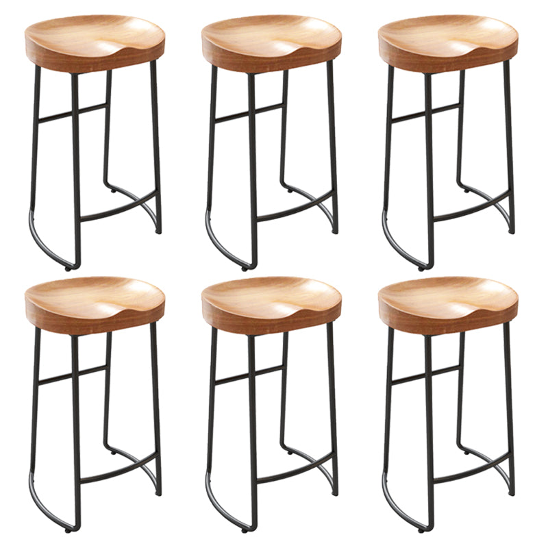 Modern Armless Counter Stool Iron Cafe Bar Stool with Wooden Seat and Pedal Black 6 Piece Set Clearhalo 'Bar Furniture' 'Bar Stools' 'bar_stools' 'furn' 'furn_bar_stools' 'Furniture' 'furniture_bar_stools' 'Kitchen & Dining Furniture' 5018252