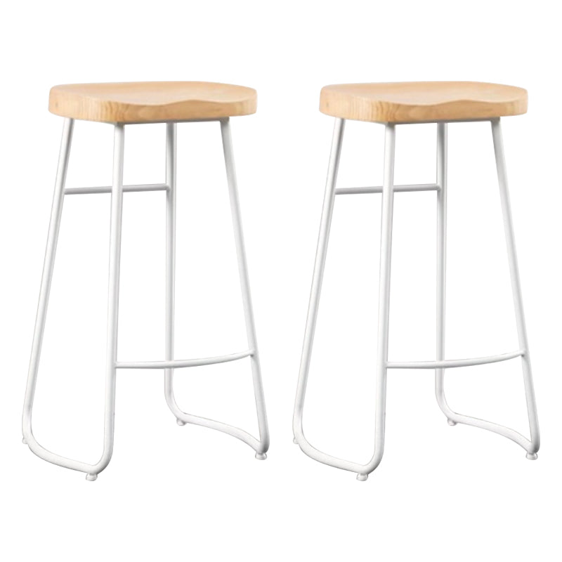 Modern Armless Counter Stool Iron Cafe Bar Stool with Wooden Seat and Pedal White 2 Piece Set Clearhalo 'Bar Furniture' 'Bar Stools' 'bar_stools' 'furn' 'furn_bar_stools' 'Furniture' 'furniture_bar_stools' 'Kitchen & Dining Furniture' 5018264