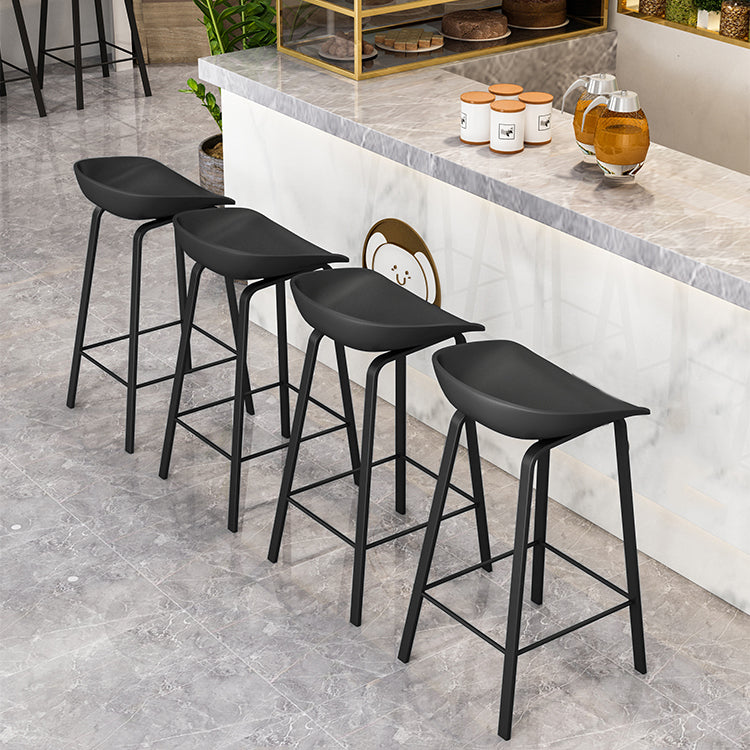 Modern Armless Backrest Counter Stool Iron Cafe Bar Stool with Acrylic Seat Clearhalo 'Bar Furniture' 'Bar Stools' 'bar_stools' 'furn' 'furn_bar_stools' 'Furniture' 'furniture_bar_stools' 'Kitchen & Dining Furniture' 5021370
