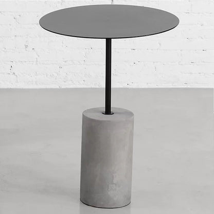 Modern Round Table Top Side End Table with Cement Pedestal Leg Black Clearhalo 'Coffee & Accent Tables' 'End & Side Tables' 'end_side_table' 'end_side_tables' 'furn' 'furn_end_side_tables' 'Furniture' 'furniture_end_side_table' 'Living Room Furniture' 5028458