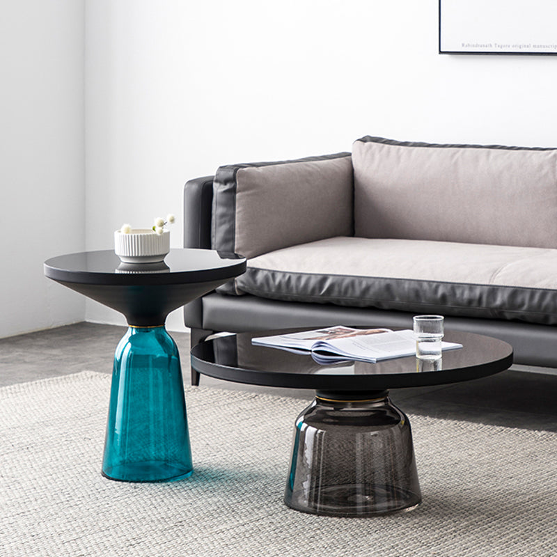 Round Glass Top Side End Table Modern Pedestal End Table for Living Room Clearhalo 'Coffee & Accent Tables' 'End & Side Tables' 'end_side_table' 'end_side_tables' 'furn' 'furn_end_side_tables' 'Furniture' 'furniture_end_side_table' 'Living Room Furniture' 5028546