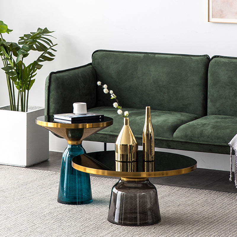 Round Glass Top Side End Table Modern Pedestal End Table for Living Room Clearhalo 'Coffee & Accent Tables' 'End & Side Tables' 'end_side_table' 'end_side_tables' 'furn' 'furn_end_side_tables' 'Furniture' 'furniture_end_side_table' 'Living Room Furniture' 5028551