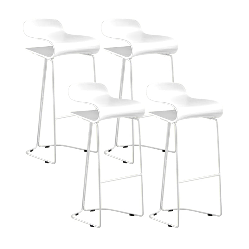 Contemporary Bar Stool Plastic Counter Bar Stool with Metal Legs Clearhalo 'Bar Furniture' 'Bar Stools' 'bar_stools' 'furn' 'furn_bar_stools' 'Furniture' 'furniture_bar_stools' 'Kitchen & Dining Furniture' 5031916